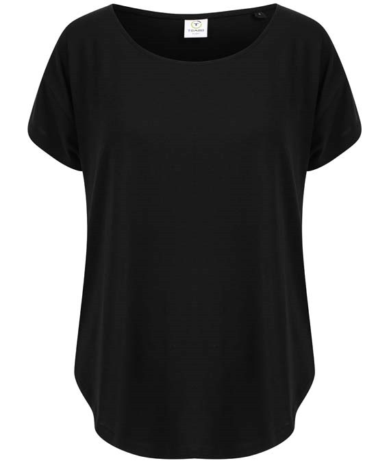 Scoop neck tee